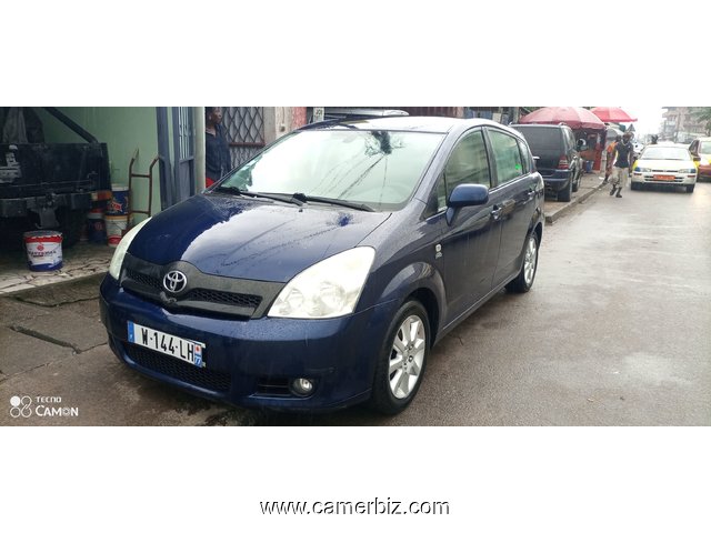 4,700,000FCFA-TOYOTA COROLLA VERSO-VERSION 2005-OCCASION D’ALLEMAGNE-EN 7PLACES-FULL OPTION - 20849