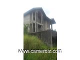 DUPLEX INACHEVÉ A VENDRE A DOUALA A LA CITE CHIRAC SAD - 2088