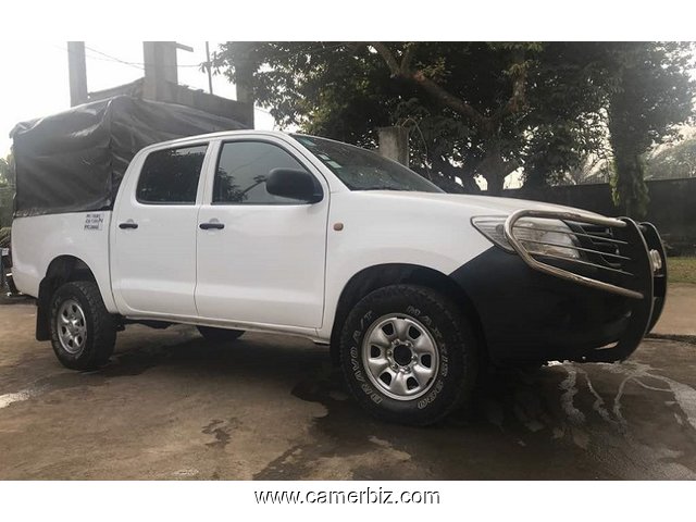 2013 TOYOTA HILUX FULL OPTION A VENDRE - 2093