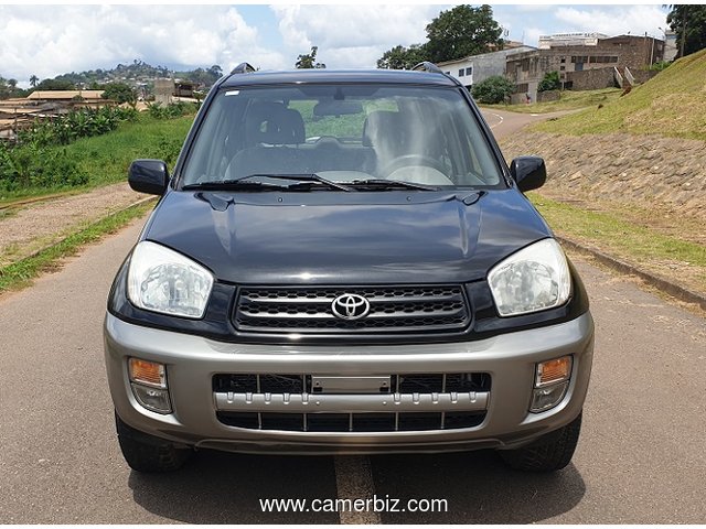 2004 Toyota Rav4 avec 4WD a vendre a Yaounde - 21035