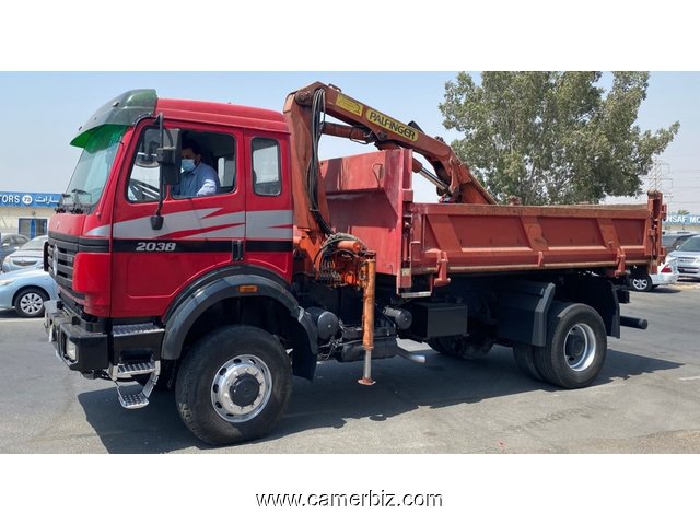 MERCEDES BENZ 2038 CRANE TRUCK - 21074