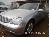 Mercedes  C 180 Grise en bon état en vente à Youndé - 219