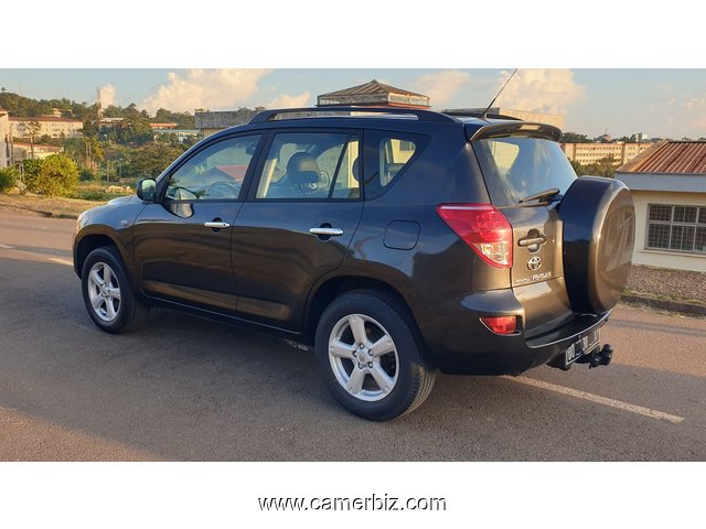  2007 Toyota Rav4 Sièges en cuir et 4WD - 22476