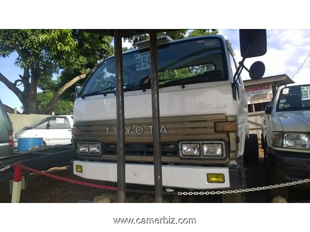 NirousAuto1990 TOYOTA DYNA 300 (Type de moteur 14 B Diesel) - 2299