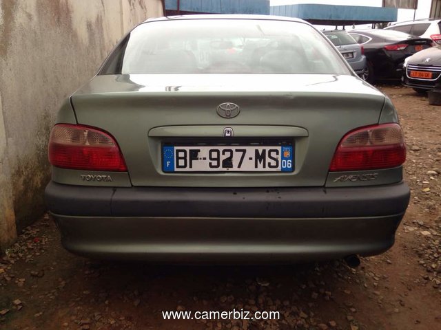 Nirous Auto 2002 Toyota  Avensis  Full Option Manuelle   - A Vendre - 2309