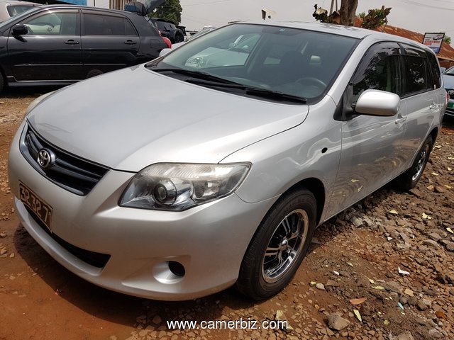 NirousAuto 2010 Toyota Corolla Fielder Full Option   Automatique  A Vendre - 2323