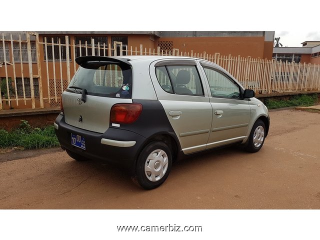 Jolie 2005 Edition Toyota Yaris Auto et Climatisée - 2332
