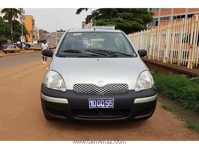 Jolie 2005 Edition Toyota Yaris Auto et Climatisée - 2332
