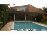 Duplex avec piscine a vendre a Bonaberi, Douala. - 2347
