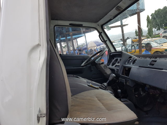    ²NirousAuto 1996 TOYOTA DYNA 200 (Type de moteur 14 B Diesel) - 2412