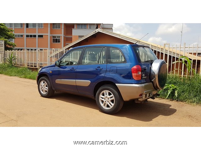  2004 Toyota Rav4 Full Option Avec 4WD a Vendre. - 2417