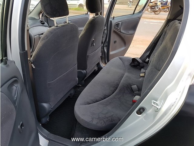 2005 Version Toyota Yaris Automatique Climatisation A Vendre - 2436