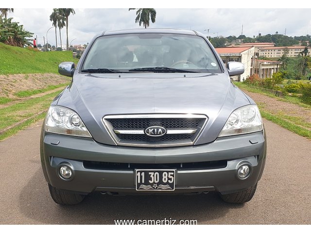 2007 Kia Sorento 4WD avec 7 Places. YAOUNDE - 24561