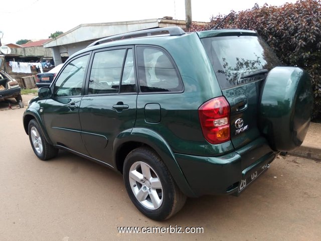 Toyota rav4 Manuelle 2003/2005 occasion europe a Yaounde - 24986