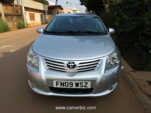 Toyota Avensis 2009/2010 Automatic occasion europe a Yaounde - 24987