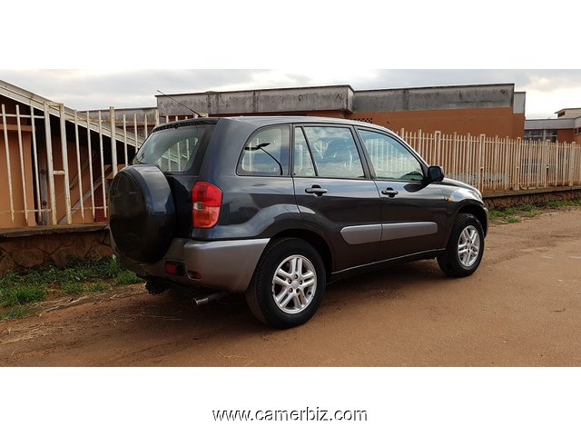 Jolie 2004 Toyota Rav4 Climatisation + 4WD a Vendre. - 2519