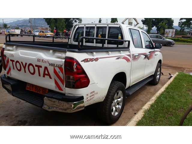 TOYOTA HILUX EN LOCATION - 2539