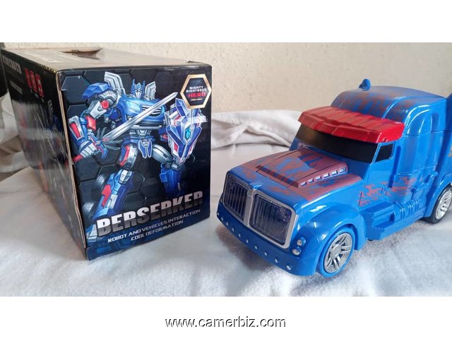 Robot guerrier et Camion -- transformer 2 en 1 - 25524