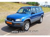1998 Toyota Rav4 a vendre a Yaounde. 