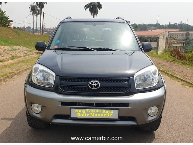 2005 Toyota Rav4 avec 4WD: YAOUNDE - 25826