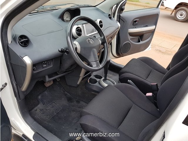 Belle 2006 Toyota Ist (XA) Full Option A Vendre - 2723