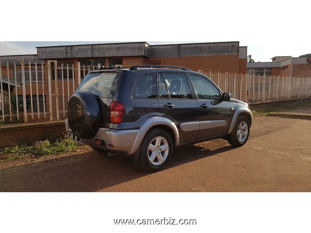 Belle 2005 Toyota Rav4 Full Option Avec 4WD a Vendre. - 2740