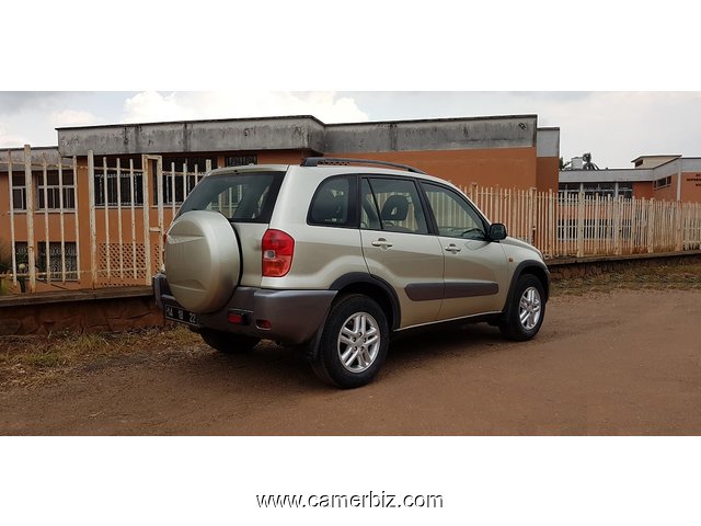 2004 Toyota Rav4 Full Option Avec 4WD a Vendre. - 2788