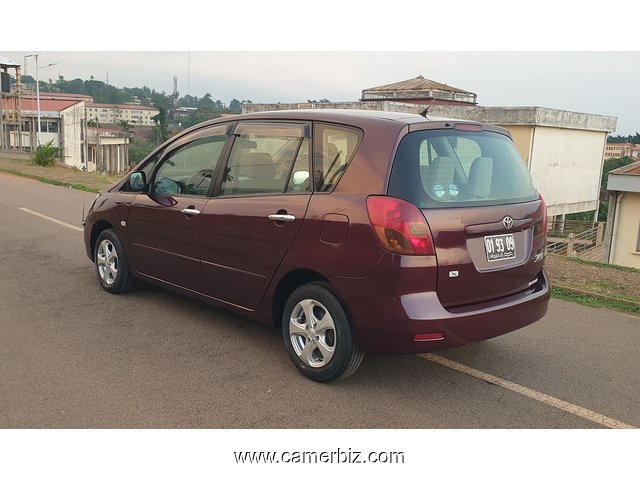 2005 Toyota Corolla Spacio Automatique avec 7 Places.  - 29489