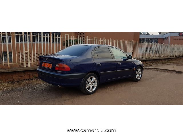 2000 Edition Toyota Avensis - Full Option a Vendre. - 2970