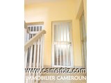Appartement à louer au 1er étage d'un immeuble à Omnisports à 150 m de la route principale   - 2986