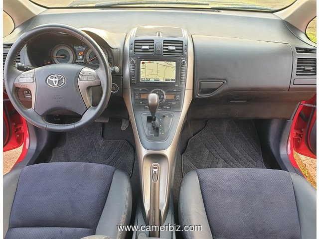  2009 Toyota BLADE Automatique 4WD. A VENDRE A YAOUNDE - 31227