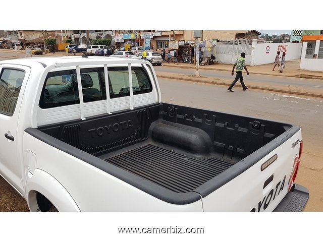 2015 Toyota Hilux Full Option a Vendre  - 3159