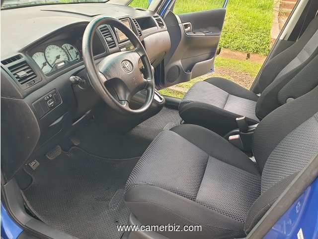 2005 Toyota Corolla Spacio Automatique avec 7 Places. - 31946