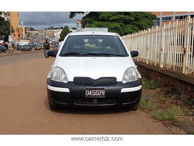 2005 Toyota Yaris Automatique Full Option Avec 4WD(4X4) a Vendre - 3218