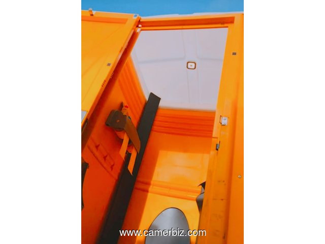 Location Toilettes Mobiles  - 32780