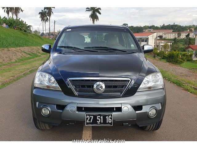 2006 Kia SORENTO Automatique avec 7 Places. YAOUNDE.  - 33071