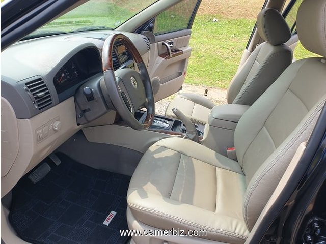 2006 Kia SORENTO Automatique avec 7 Places. YAOUNDE.  - 33071