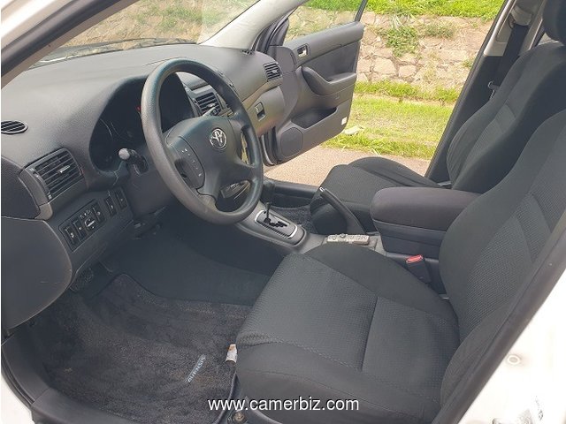 2006 Toyota Avensis Automatique. YAOUNDE.  - 33149