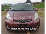 2010 Toyota Yaris Automatique avec sièges en cuir à vendre à Yaoundé.  - 33173