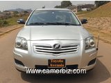 2009 Toyota Avensis Automatique avec 4WD. YAOUNDE. - 33174