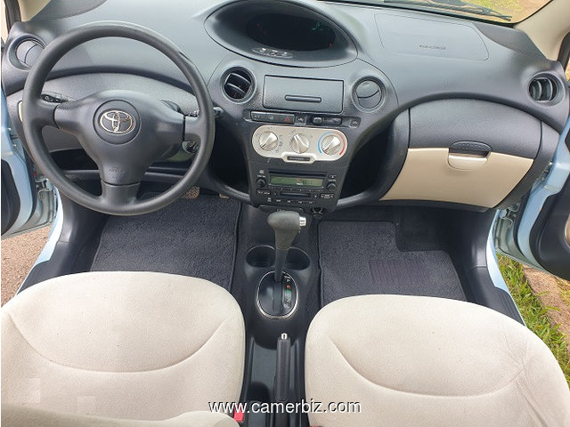 2005 Toyota YARIS Automatique avec 4WD. YAOUNDE. 2 - 33269