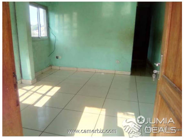 Appartement à louer derrière le China Mall à ccc  - 33634