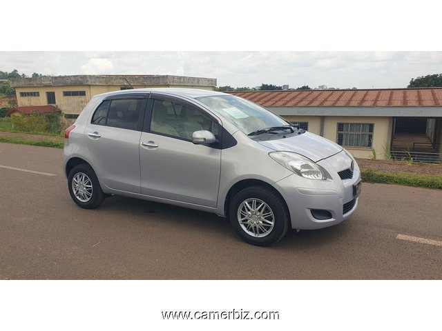 4WD 2009 Toyota YARIS Automatique avec sièges en cuir. YAOUNDE.  - 33948