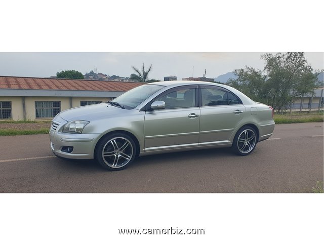 2008 Toyota Avensis Automatique 4WD. YAOUNDE - 34063