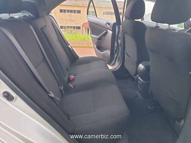 2008 Toyota Avensis Automatique 4WD. YAOUNDE - 34063
