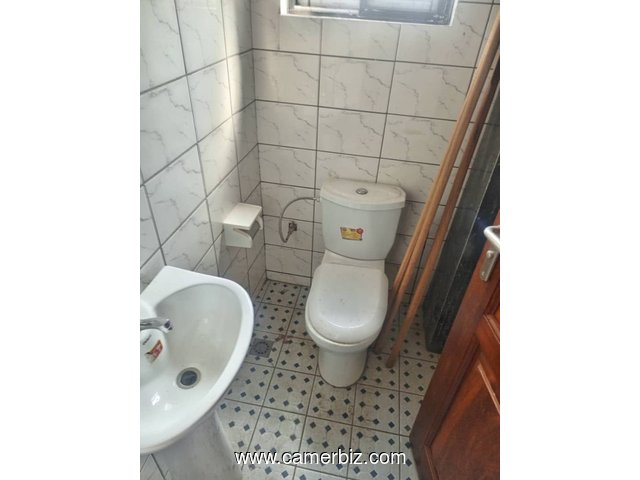 Appartement et Studio pour bureaux avec eau chaude gardien parking à Bastos - 34247