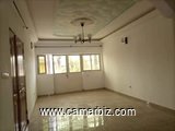 Bel Appartement avec eau chaude parking, forage à Nkoabang - 34279