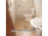 Villa avec parking, espace vert, forage à Etoudi Nkolmbong - 34313