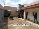 Villa spacieuse Pour bureaux ou habitation, avec parking à Etoudi bordure de route - 34314