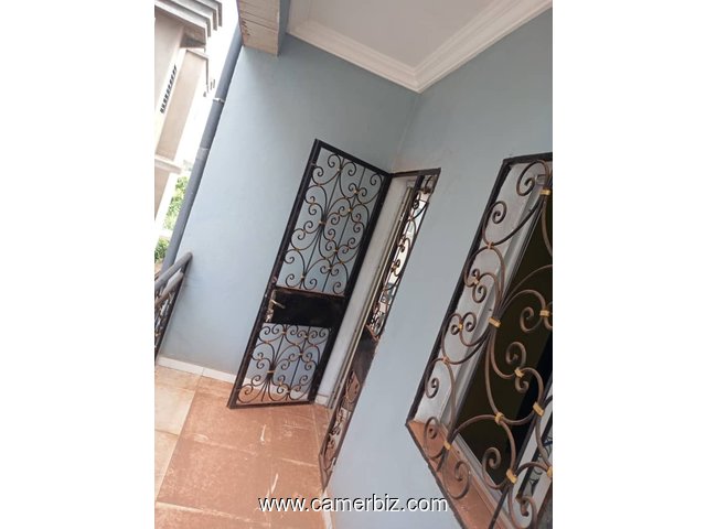 Studio neuf à louer à Odza B12 - 34352